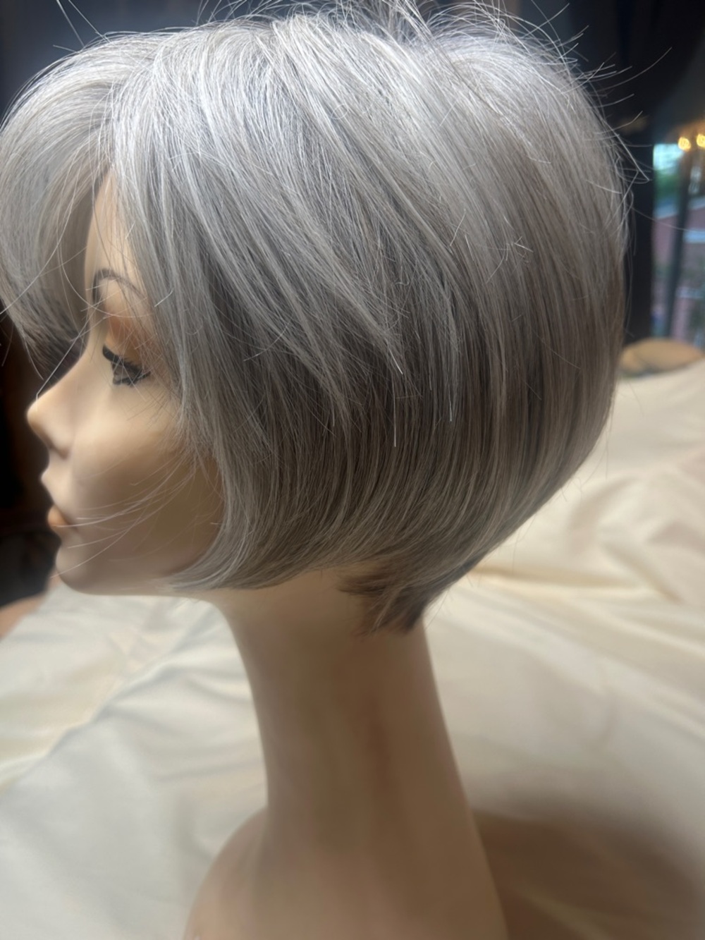 Jon Renau Lace Front Wig - Picture 4 of 8